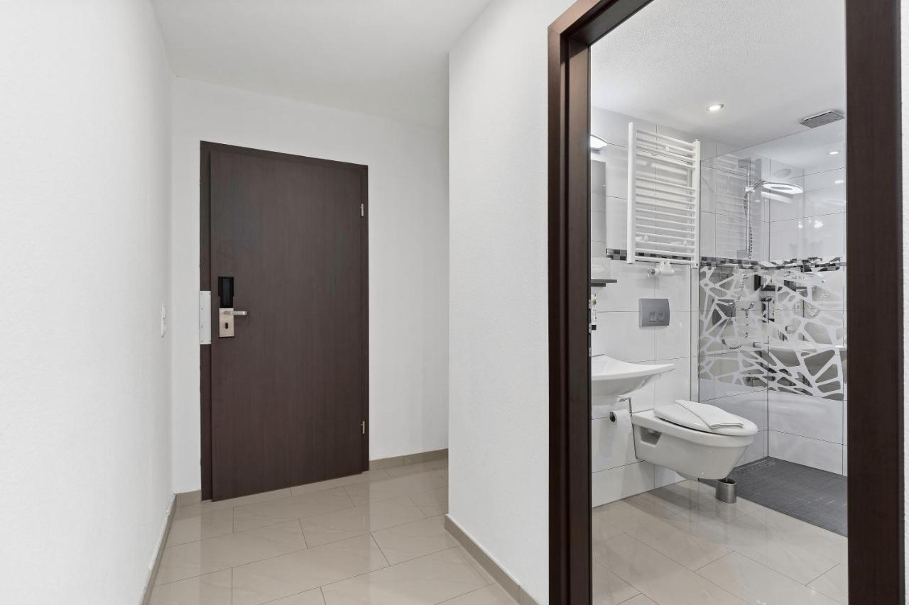 Hotel Adler Friedrichshafen Luaran gambar